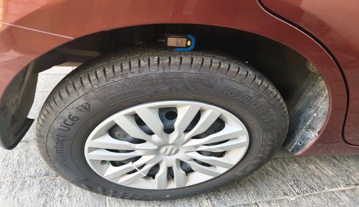 2017 Maruti Dzire VXI AMT, Petrol, Automatic, 35,238 km, tyre