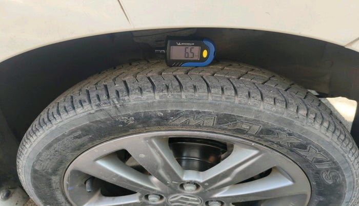 2014 Maruti Wagon R Stingray VXI, Petrol, Manual, 31,358 km, tyre