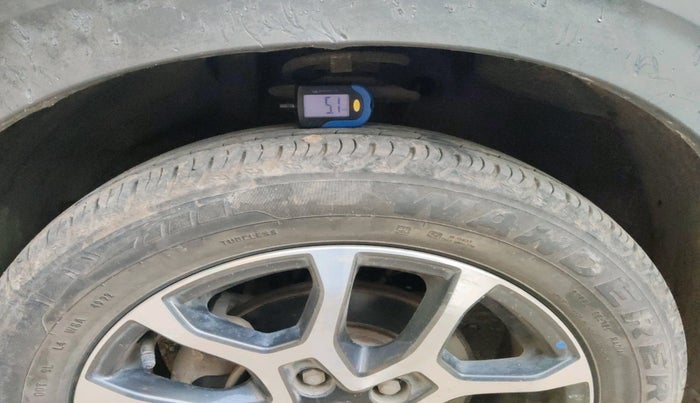 2023 Maruti XL6 ZETA MT, Petrol, Manual, 26,949 km, tyre