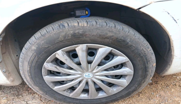 2013 Maruti Swift Dzire VDI, Diesel, Manual, 1,69,473 km, tyre