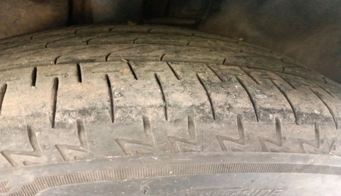 2012 Mercedes Benz B Class B 180 SPORTS PETROL, Petrol, Automatic, 89,412 km, tyre