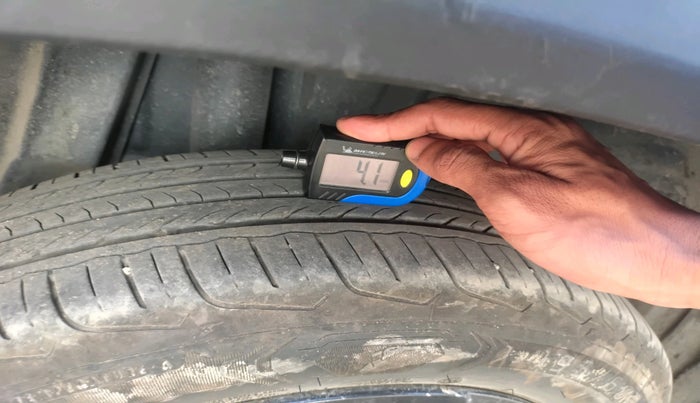 2023 Maruti FRONX DELTA PLUS 1.2L AGS, Petrol, Automatic, 23,706 km, tyre