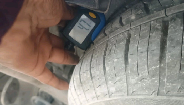 2021 Tata Harrier XZ 2.0L, Diesel, Manual, 32,992 km, tyre