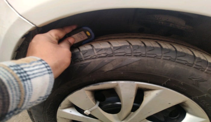 2013 Maruti Ritz VXI, Petrol, Manual, 57,767 km, tyre