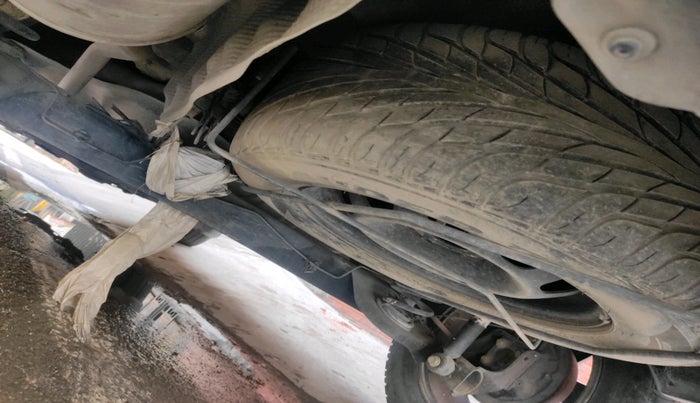 2014 Renault Duster 85 PS RXL DIESEL, Diesel, Manual, 1,32,970 km, tyre