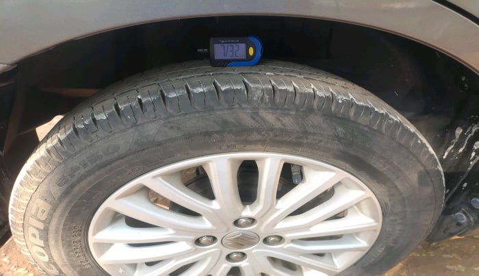 2018 Maruti Dzire ZXI, Petrol, Manual, 4,925 km, tyre