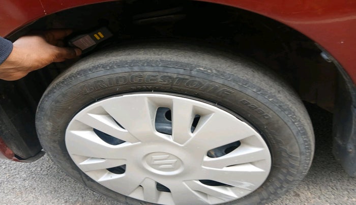 2011 Maruti Wagon R 1.0 VXI, Petrol, Manual, 37,395 km, tyre