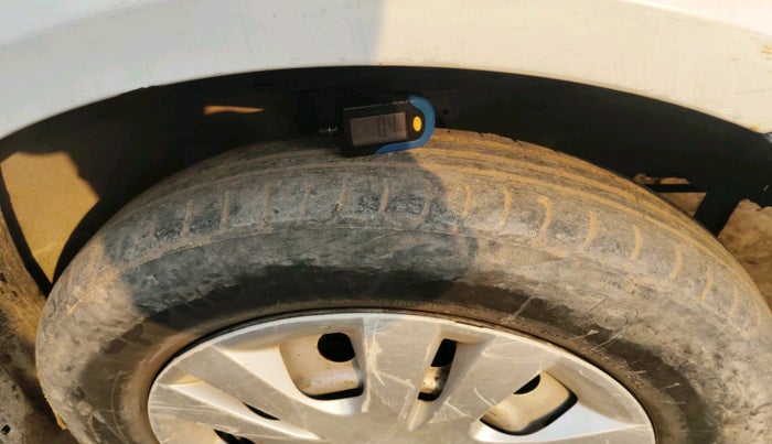 2012 Maruti Swift Dzire TOUR DIESEL, Diesel, Manual, 1,50,306 km, tyre