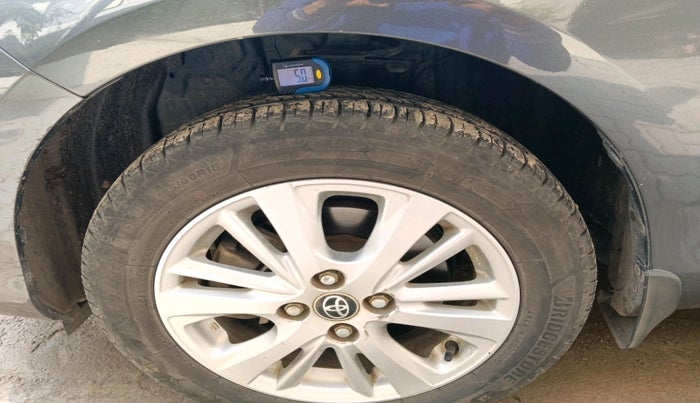 2018 Toyota YARIS V MT, Petrol, Manual, 1,12,667 km, tyre