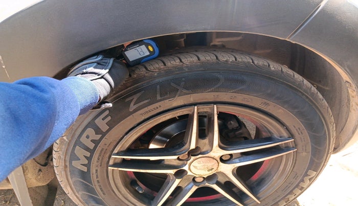 2018 Datsun Redi Go S 1.0 AMT, Petrol, Automatic, 29,616 km, tyre