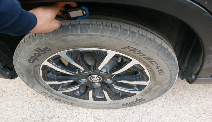 2021 Toyota URBAN CRUISER PREMIUM GRADE MT, Petrol, Manual, 36,271 km, tyre