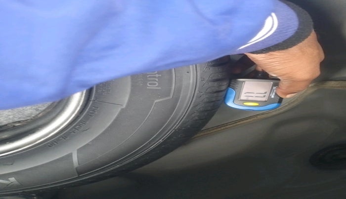 2019 Hyundai NEW SANTRO ERA EXECUTIVE, Petrol, Manual, 27,698 km, tyre