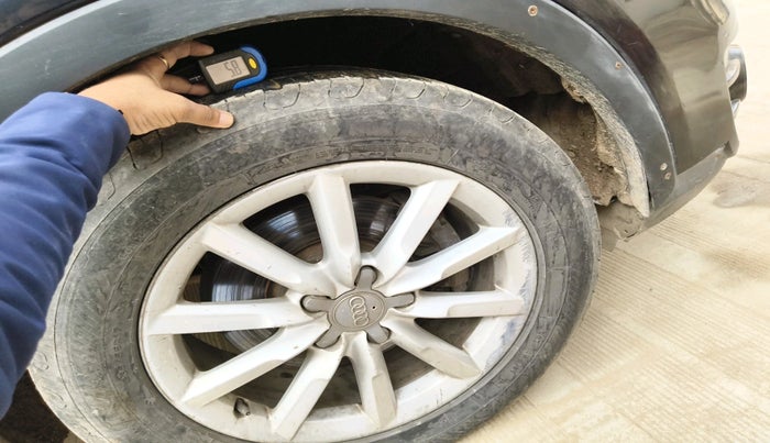 2012 Audi Q3 2.0 QUATTRO TDI AT, Diesel, Automatic, 1,26,336 km, tyre