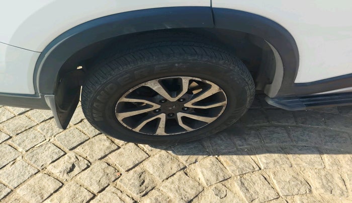 2023 Mahindra SCORPIO-N Z8 L PETROL AT 6 STR, Petrol, Automatic, 44,694 km, tyre