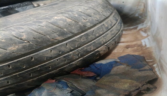 2020 Tata ALTROZ XE PETROL, Petrol, Manual, 44,579 km, tyre