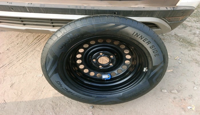 2022 Hyundai Creta SX (O) 1.5 DIESEL, Diesel, Manual, 1,76,575 km, tyre