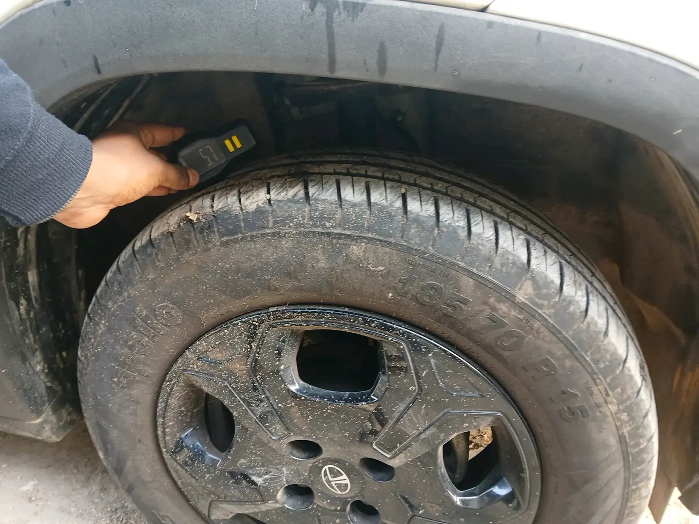 2024 Tata PUNCH ACCOMPLISHED MT, Petrol, Manual, 8,241 km, tyre