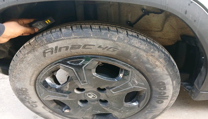 2024 Tata PUNCH ACCOMPLISHED MT, Petrol, Manual, 8,276 km, tyre