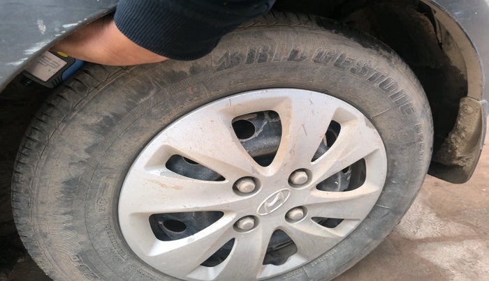 2011 Hyundai i10 MAGNA 1.2, Petrol, Manual, 31,485 km, tyre