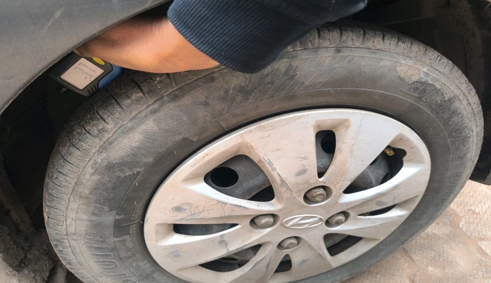 2011 Hyundai i10 MAGNA 1.2, Petrol, Manual, 31,485 km, tyre