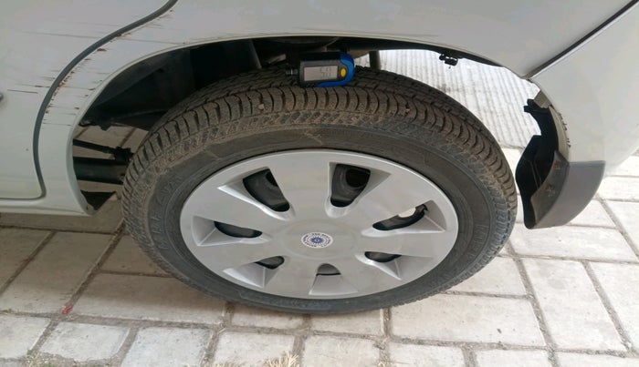 2011 Maruti Zen Estilo VXI, Petrol, Manual, 18,290 km, tyre