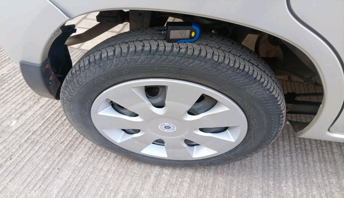 2011 Maruti Zen Estilo VXI, Petrol, Manual, 18,290 km, tyre