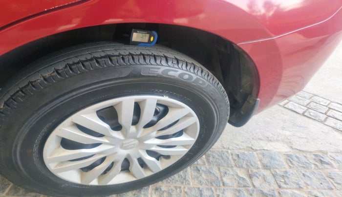 2021 Maruti Dzire VXI, Petrol, Manual, 37,425 km, tyre