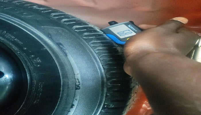 2021 Maruti Dzire VXI, Petrol, Manual, 37,425 km, tyre