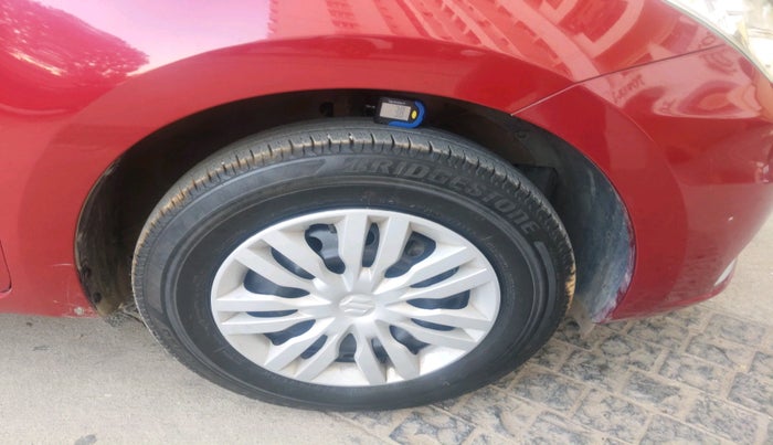 2021 Maruti Dzire VXI, Petrol, Manual, 37,425 km, tyre