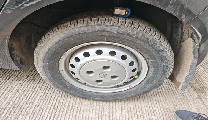 2021 Tata ALTROZ XM PETROL, Petrol, Manual, 13,851 km, tyre