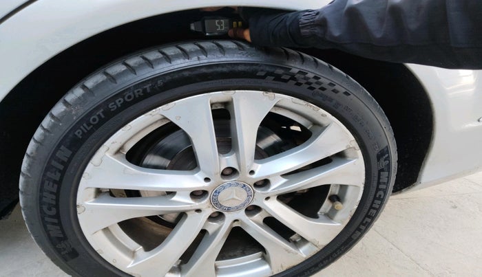 2013 Mercedes Benz C Class C 220 CDI Avantagarde, Diesel, Automatic, 1,13,638 km, tyre