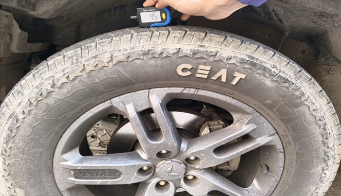 2023 Mahindra Thar LX HARD TOP 4WD MT, Diesel, Manual, 20,126 km, tyre