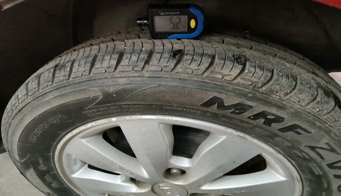 2013 Hyundai i20 SPORTZ 1.2, Petrol, Manual, 65,581 km, tyre