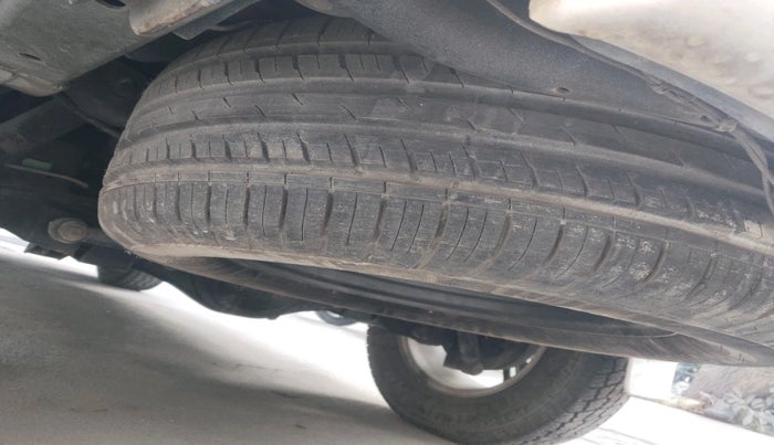 2017 Mahindra Scorpio S4 PLUS 1.99 INTELLI-HYBRID, Diesel, Manual, 96,766 km, tyre