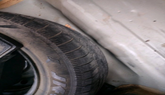 2015 Maruti Celerio VXI, Petrol, Manual, 57,925 km, tyre