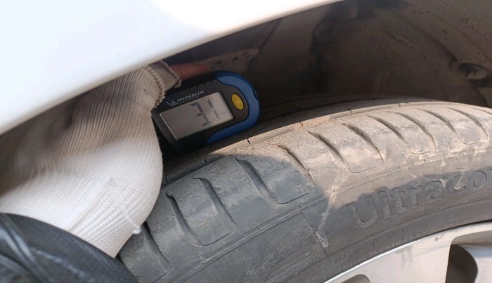 2017 Hyundai Elite i20 ASTA 1.2 (O), Petrol, Manual, 1,18,873 km, tyre