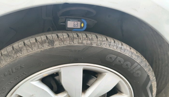 2013 Hyundai i20 SPORTZ 1.2, Petrol, Manual, 77,931 km, tyre