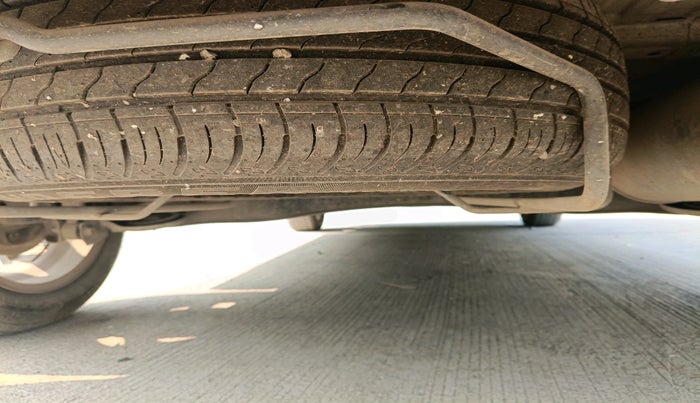 2024 Maruti XL6 ZETA AT, Petrol, Automatic, 12,598 km, tyre