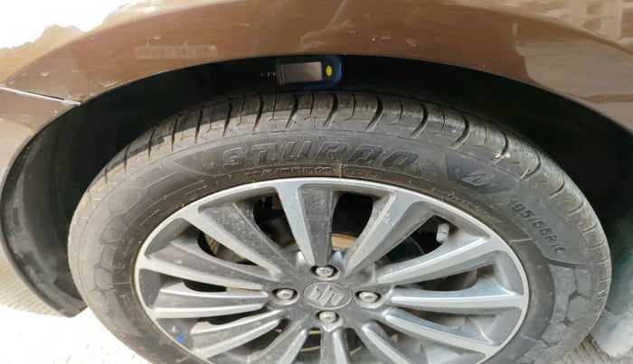 2018 Maruti Ciaz ALPHA  AT 1.5 SHVS PETROL, Petrol, Automatic, 1,36,073 km, tyre