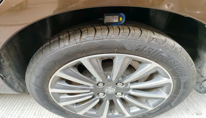 2018 Maruti Ciaz ALPHA  AT 1.5 SHVS PETROL, Petrol, Automatic, 1,36,073 km, tyre