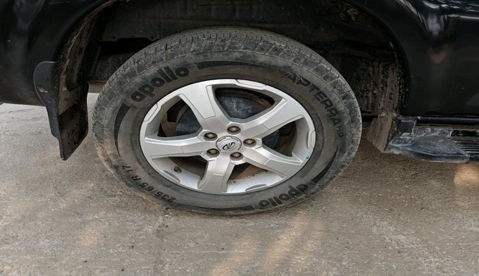 2022 Mahindra Scorpio S11 2WD, Diesel, Manual, 57,403 km, tyre