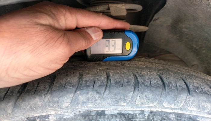 2017 Maruti Dzire VXI, Petrol, Manual, 95,835 km, tyre