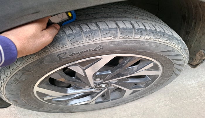 2022 Hyundai Creta SX 1.5 PETROL, Petrol, Manual, 26,634 km, tyre