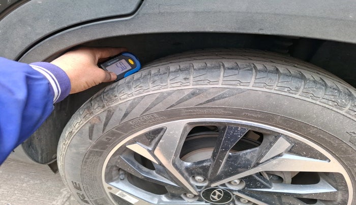 2022 Hyundai Creta SX 1.5 PETROL, Petrol, Manual, 26,634 km, tyre