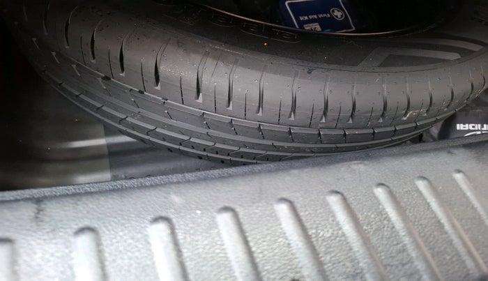 2022 Hyundai Creta SX 1.5 PETROL, Petrol, Manual, 26,634 km, tyre