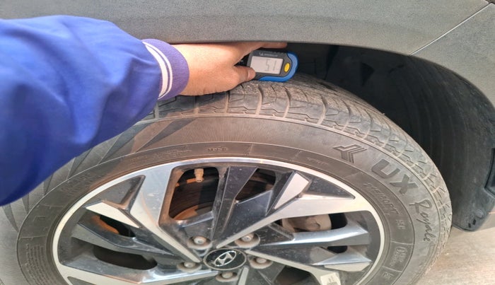 2022 Hyundai Creta SX 1.5 PETROL, Petrol, Manual, 26,634 km, tyre