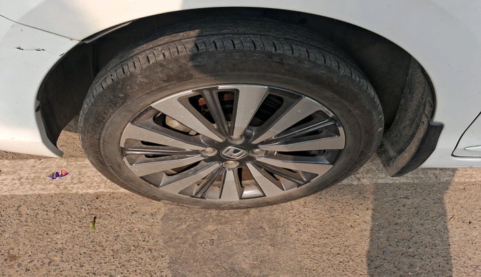 2023 Honda City 1.5L I-VTEC ZX CVT, Petrol, Automatic, 46,091 km, tyre