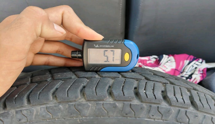 2011 Maruti Wagon R 1.0 LXI, Petrol, Manual, 47,782 km, tyre