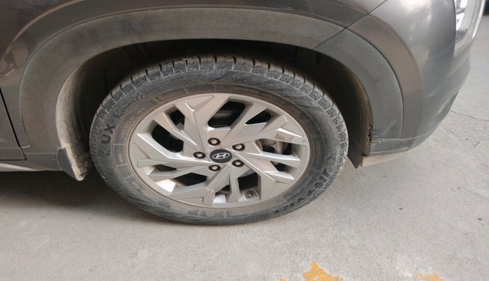 2020 Hyundai Creta SX IVT 1.5 PETROL, Petrol, Automatic, 70,489 km, tyre