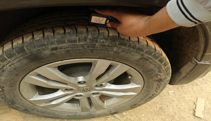 2017 Maruti Vitara Brezza ZDI PLUS DUAL TONE, Diesel, Manual, 45,633 km, tyre